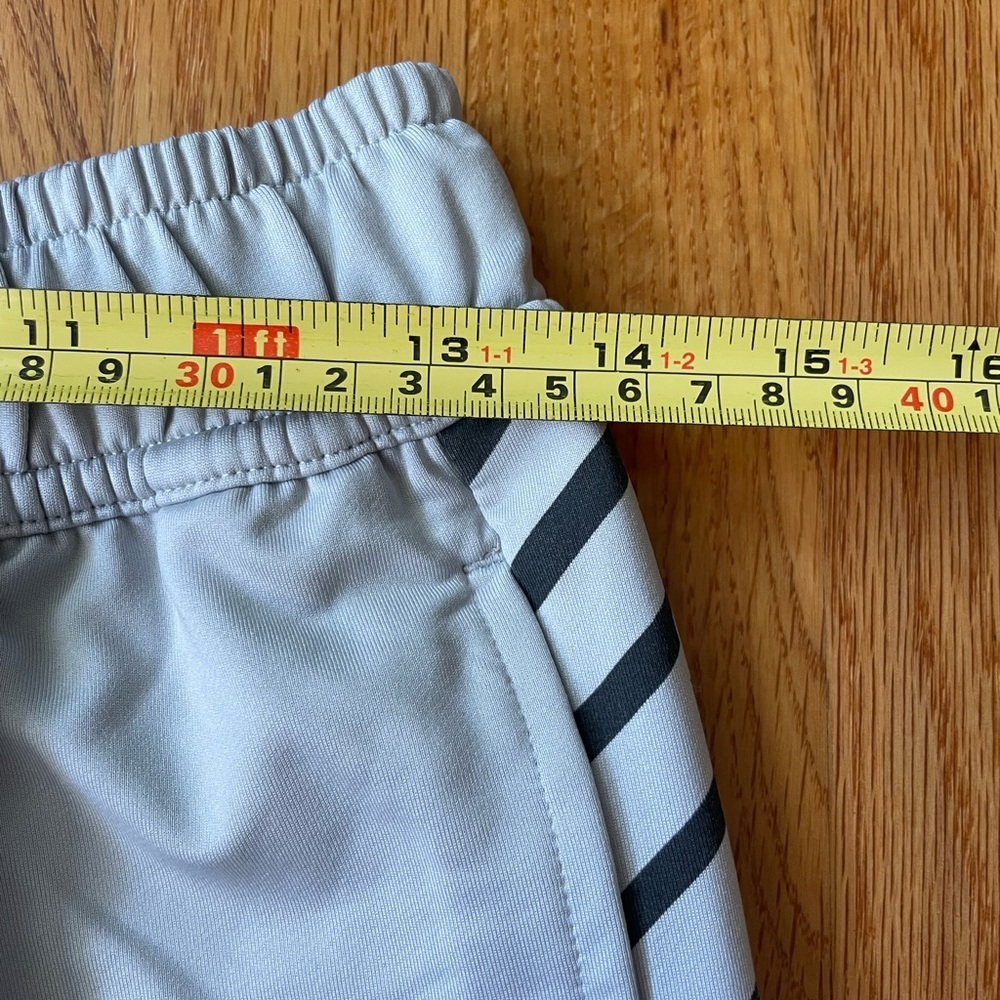 Gymshark Athletic Tapered Pants - NWOT - Picture 8 of 9